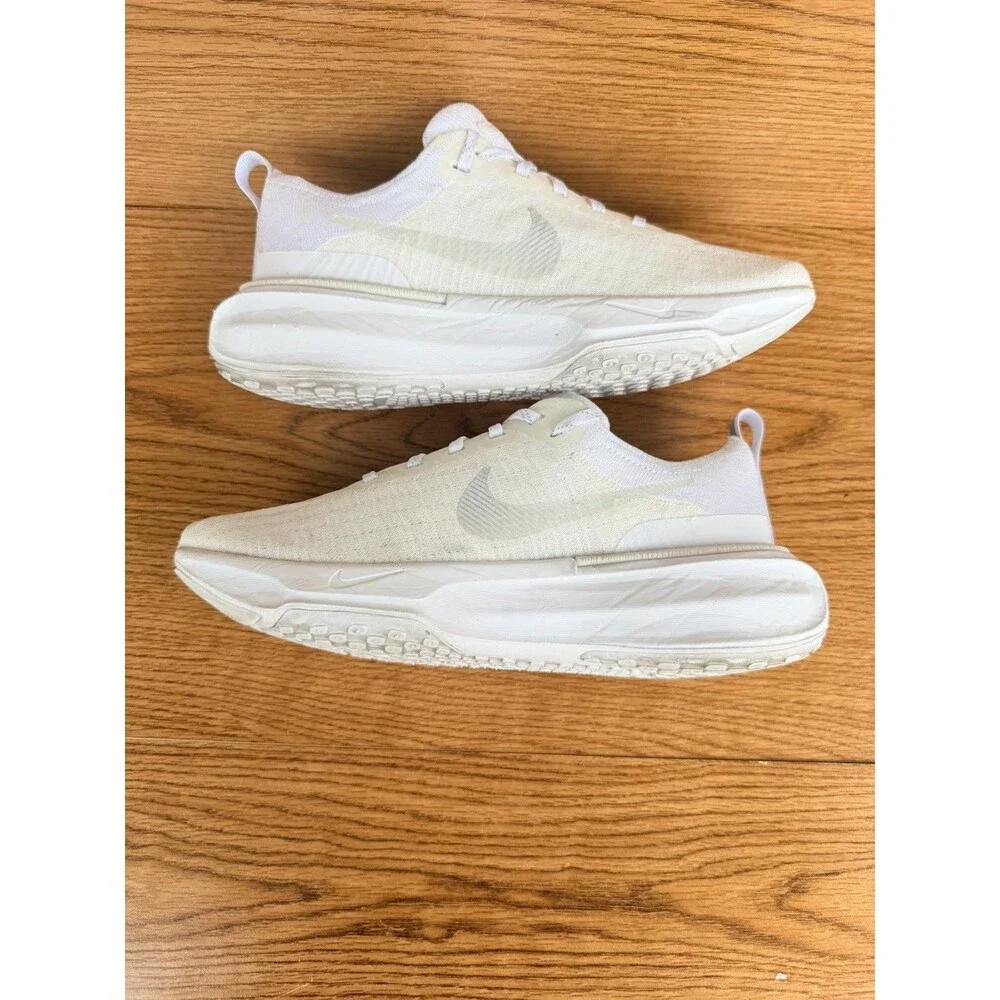 Nike ZoomX Invincible 3 “White Photon Dust” Size 7 men’s / 8.5 Women’s